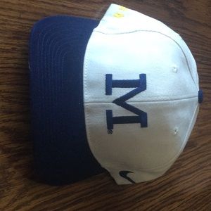 Nike, University of Michigan hat